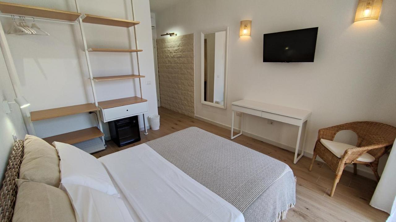 B&B Va' Pensiero Villasimius Dış mekan fotoğraf